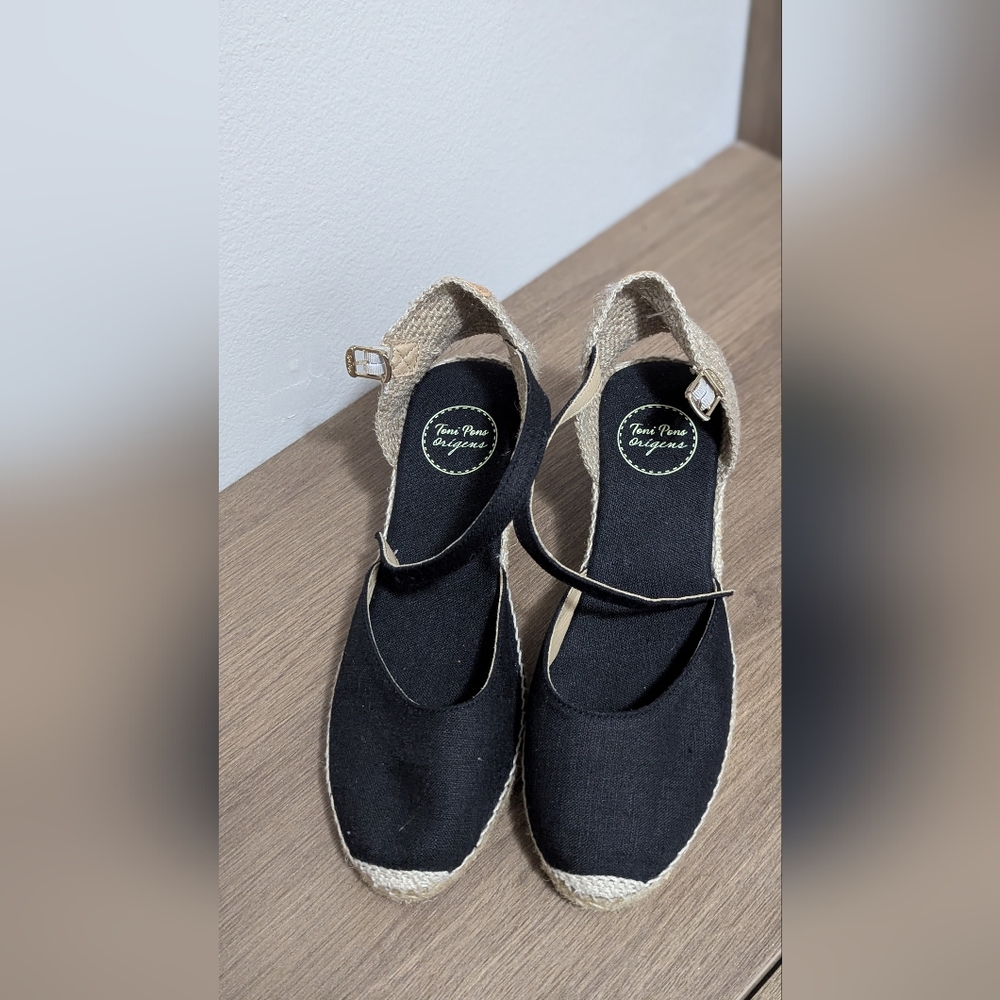 Toni Pons Black Espadrille Wedge Sandals